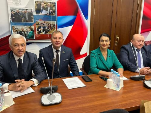Встреча депутатов фракции «Единая Россия»