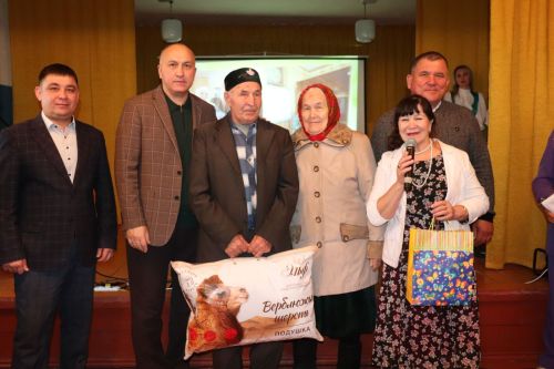 Азнакай районының Октябрь Бүләк авылы 100 еллык юбилеен билгеләп узды