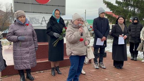 В День памяти жертв политических репрессий в Азнакаево состоялся митинг