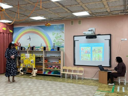 Азнакай тәрбиячеләре бәйге тотты