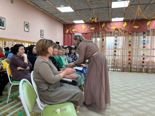 Азнакай тәрбиячеләре бәйге тотты