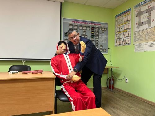 В Азнакаево прошел конкурс «Лучший водитель – 2023»