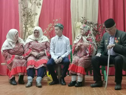 Азнакай районы Әгерҗе авылында “Солдатка озату” йоласына багышланган кичә узды