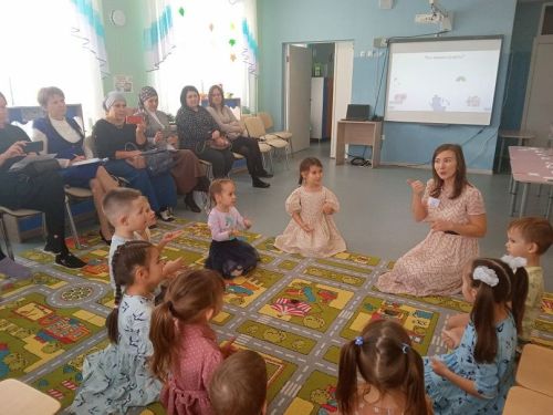 В Азнакаево дети с малых лет знакомятся с основами финансовой грамотности