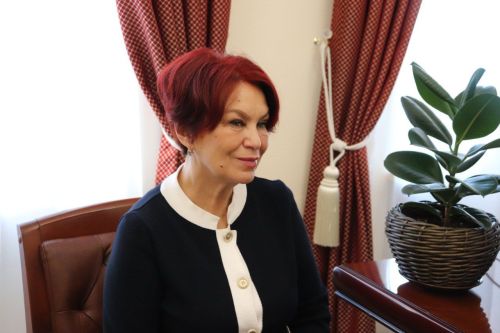 В Азнакаево приехала победительница конкурса красоты