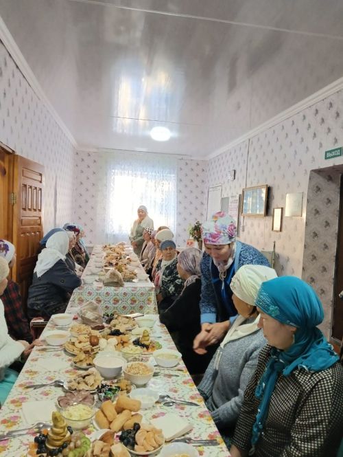 Урсай авылы мәчетендә «Укытучы һәм остаз» елына багышланган Коръән мәҗлесе уздырылды
