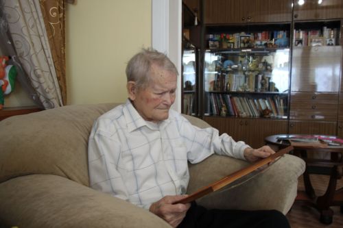 Почтенный житель Азнакаево Рэм Мулюков отметил 95-летие