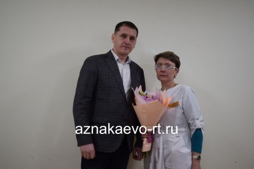 Азнакай үзәк сырхауханәсендә хәрби операциядә катнашкан ир-егетләрнең якыннарын хөрмәтләделәр