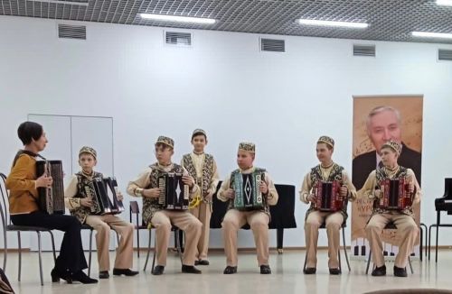 Фестиваль-конкурс «Урсал тауда» принес успех азнакаевским юным дарованиям