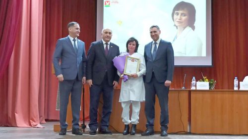 Азнакайның сәламәтлек сагы хезмәткәрләре киңәшмәгә җыелды