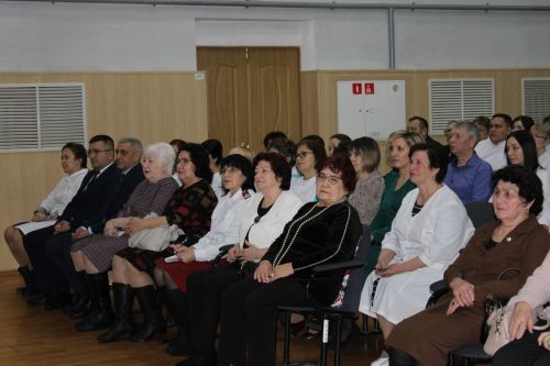 Азнакайның сәламәтлек сагы хезмәткәрләре киңәшмәгә җыелды