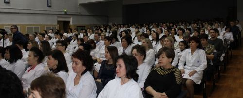 Азнакайның сәламәтлек сагы хезмәткәрләре киңәшмәгә җыелды