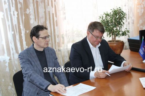 Азнакайлыларны депутат Таһир Һадиев кабул итте