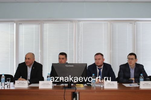 На собрании трудового коллектива Азнакаевского предприятия тепловых сетей подвели итоги работы