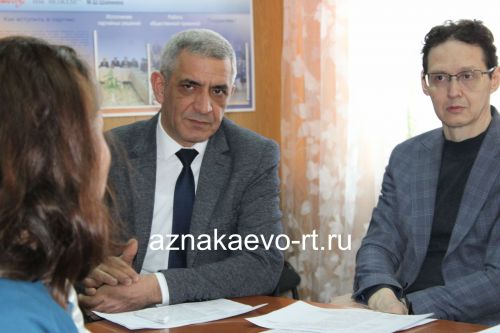 Азнакайлыларны депутат Таһир Һадиев кабул итте