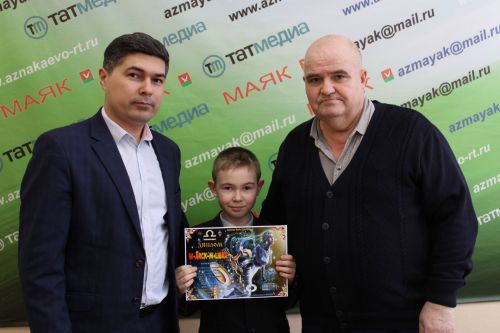 В Азнакаево наградили юных радиолюбителей