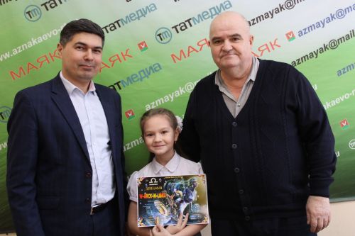 В Азнакаево наградили юных радиолюбителей