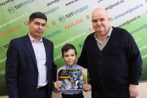В Азнакаево наградили юных радиолюбителей