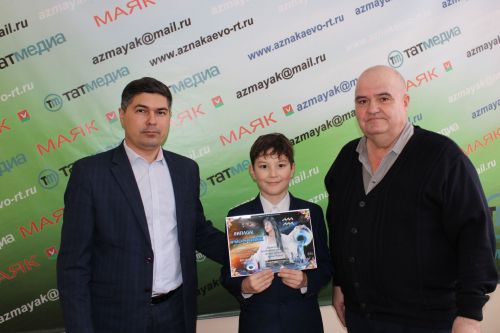 В Азнакаево наградили юных радиолюбителей