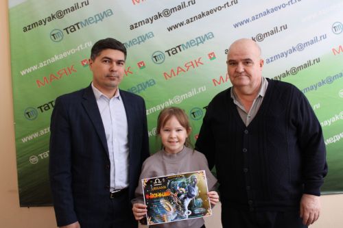 В Азнакаево наградили юных радиолюбителей