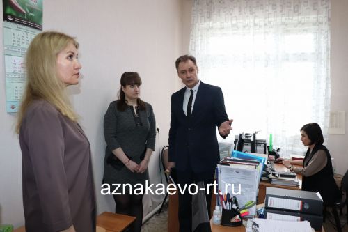 В Азнакаево проверили безопасность на рабочих местах