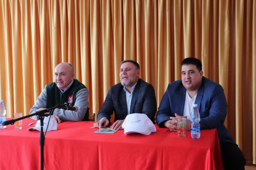 Азнакай укучылары авыл хуҗалыгы белән таныша