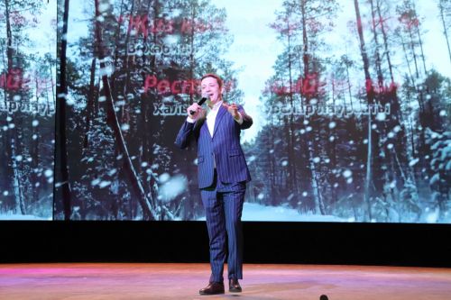 Работников культуры Азнакаево поздравили с праздником