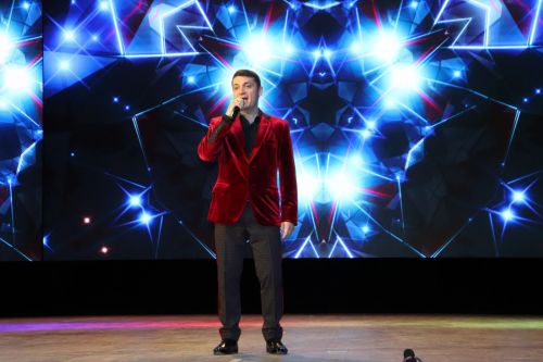Работников культуры Азнакаево поздравили с праздником
