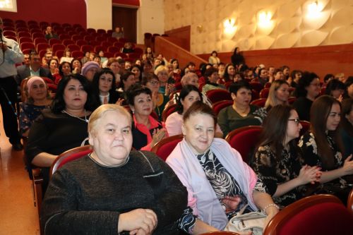 Работников культуры Азнакаево поздравили с праздником
