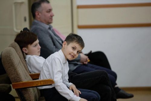 Азнакай сәнгать мәктәбе укучылары уңышлары белән сөендерәләр