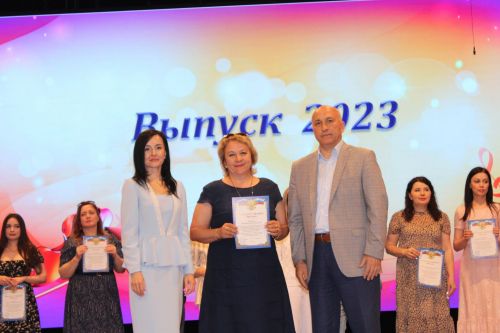 В Азнакаевской детской школе искусств прошёл выпускной вечер