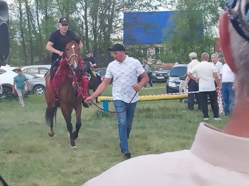 Балтач Сабантуенда күптәнге дуслар һәм күрше авыллар очрашты