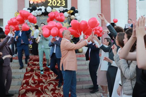 Азнакайда районкүләм чыгарылыш кичәсе үтте
