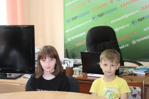 В редакции газеты «Маяк» состоялось чествование любителей пушкинской поэзии