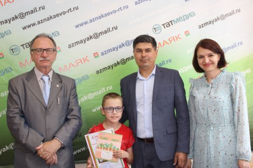 В редакции газеты «Маяк» состоялось чествование любителей пушкинской поэзии