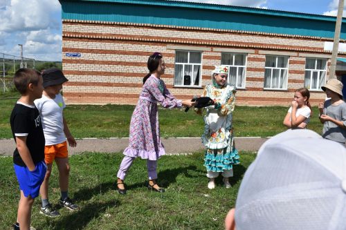 В Азнакаево стартовала акция «Культурная суббота. Игры народов России»