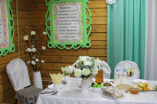 Азнакайда изге сәфәрдән кайтучылар очрашты