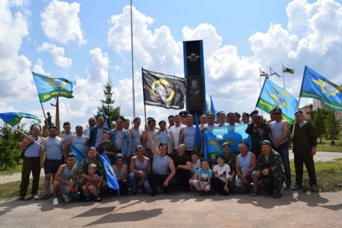 Бүген, 2 августа, һава-десант гаскәрләре көнен билгеләп үтәбез
