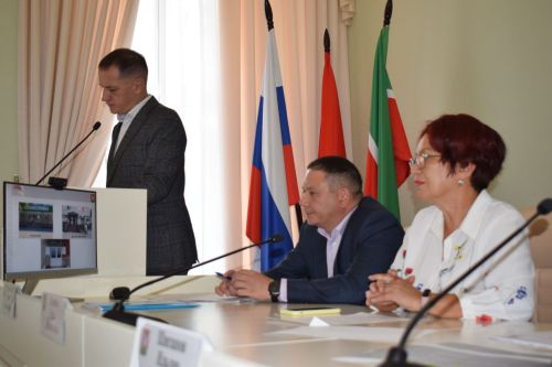 Азнакайда яман авырулар хакында сөйләштеләр