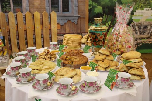 Азнакайлылар чыгышын казанлылар көчле алкышларга күмде