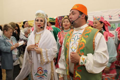 Азнакайлылар чыгышын казанлылар көчле алкышларга күмде