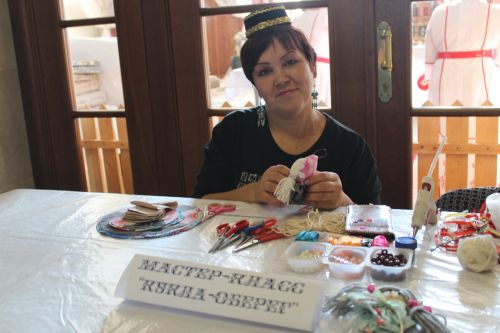 Азнакайлылар чыгышын казанлылар көчле алкышларга күмде
