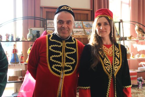 Азнакайлылар чыгышын казанлылар көчле алкышларга күмде