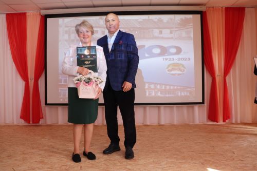 Урманай авылы мәктәбе бер гасырлык юбилеен каршылады