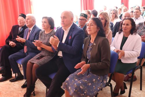 Урманай авылы мәктәбе бер гасырлык юбилеен каршылады