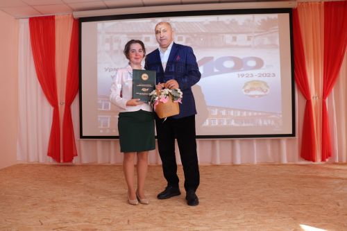 Урманай авылы мәктәбе бер гасырлык юбилеен каршылады