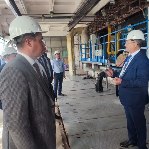 Азнакайда республиканың җылылык челтәрләре предприятиеләре җитәкчеләре тәҗбрибә уртаклаштылар