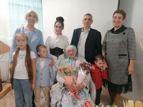 Азнакайда шагыйрә Гафифә Гаффарованың иҗат кичәсе узды