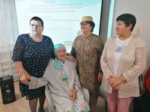 Азнакайда шагыйрә Гафифә Гаффарованың иҗат кичәсе узды
