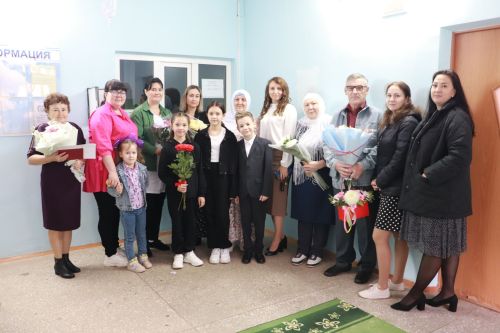 Марсель Шайдуллин поздравил семью участника СВО с рождением ребенка